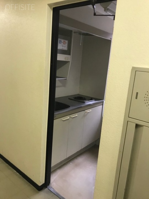 武蔵野ビル(ハローオフィス新宿) 給湯スペース