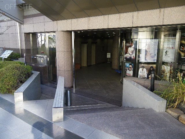 高會堂(こうかいどう)ビル エントランス