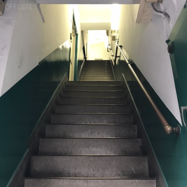 東亜ビル エントランス