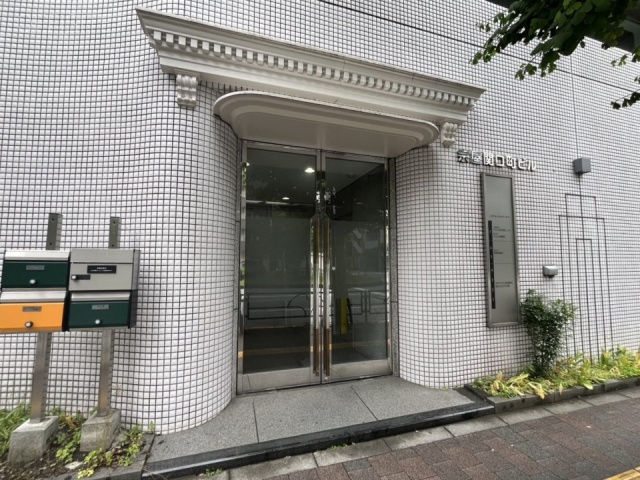 宗谷関口ビル　エントランス