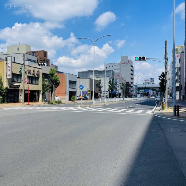 新名古屋ビル 前面の外堀通り