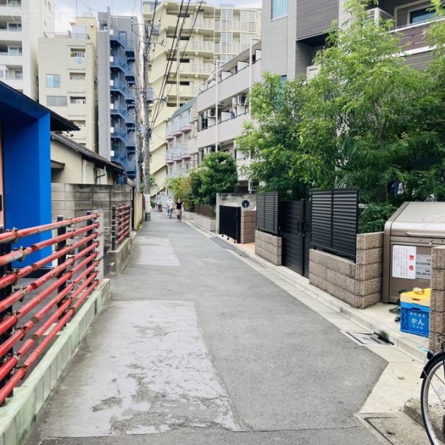 阿佐谷下田ビル ビル前面道路