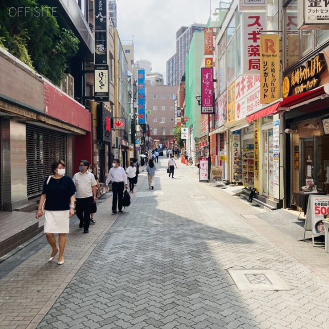 対翠館ビル ビル前面道路
