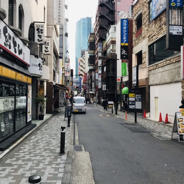 丸山ビル ビル前面道路