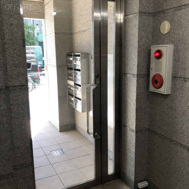 新橋神山ビル エントランス