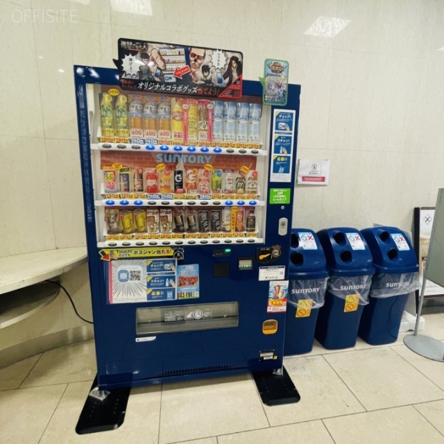 名駅前みどりビル　自動販売機