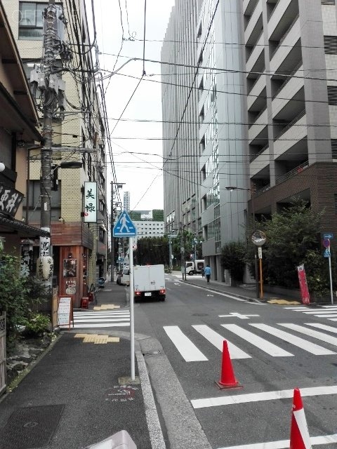 スポーツ振興第3ビル ビル周辺道路