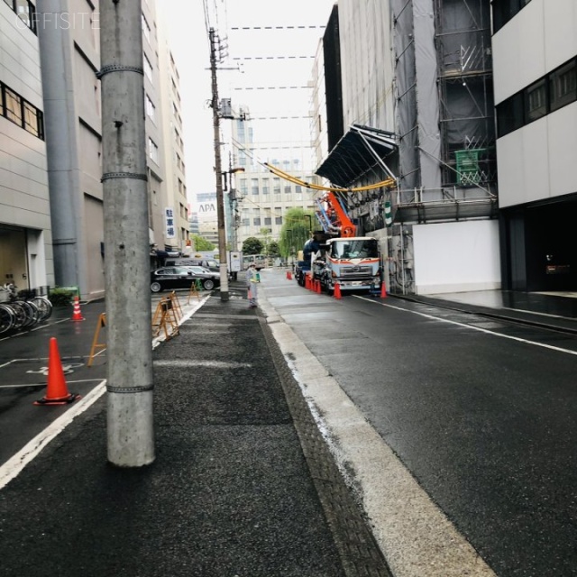 ニッセイ永田町ビル　ビル前面道路