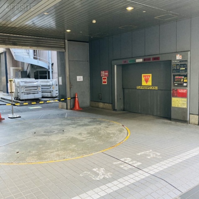 マルイト銀座ビル 駐車場