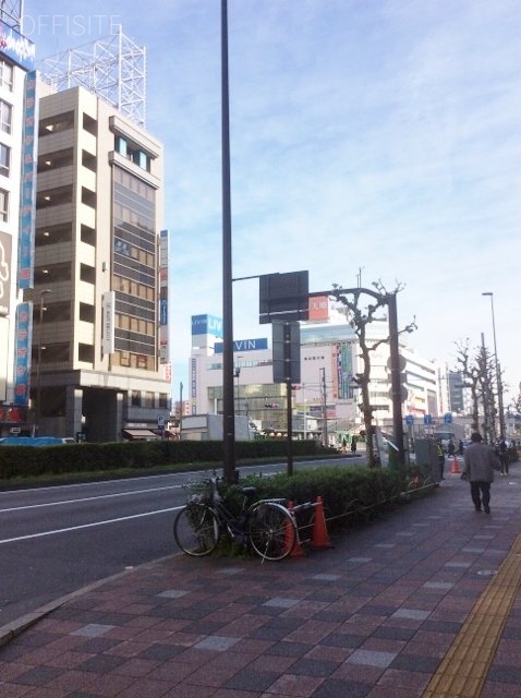 国宝ビル ビル周辺道路