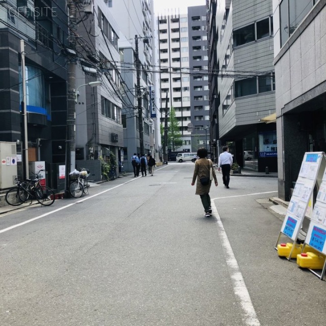 イトウビルディングパートⅢ 前面道路
