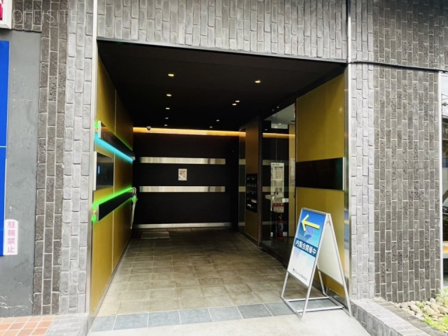 ヒューリック渋谷美竹通りビル　エントランス
