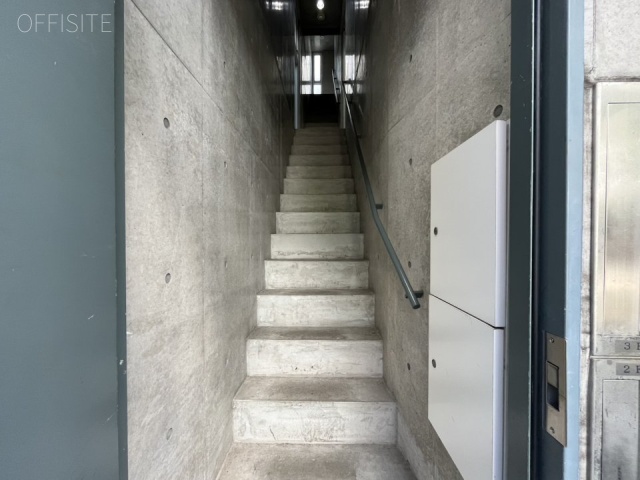 AOYAMA ANNEX　エントランス