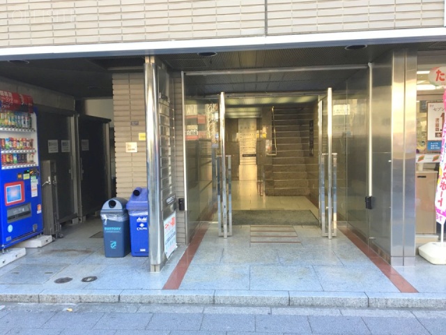 青木ビル　エントランス