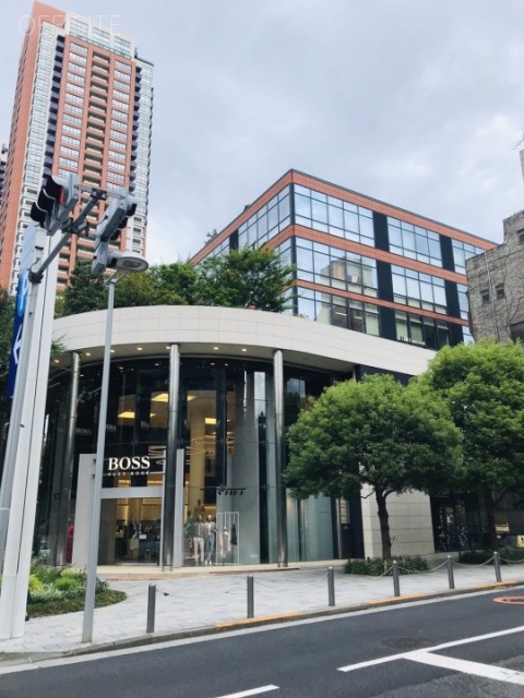 六本木ヒルズけやき坂テラス　外観