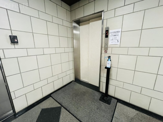 天心堂ビル エントランス