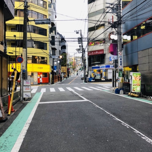 フルール橘 ビル前面道路