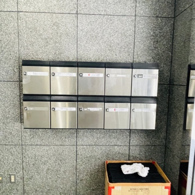 名駅KDビル　郵便受け