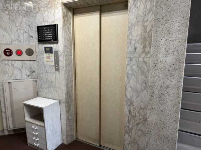 NTビル エレベーター