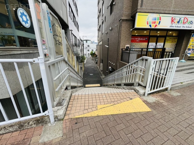 サンロータスビル 周辺