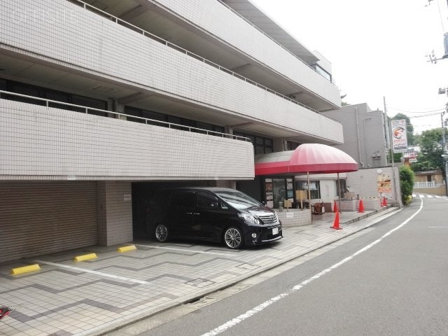 白金ビル　外観