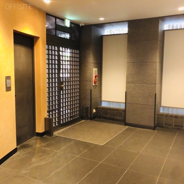 福田ビルウエスト　エントランス