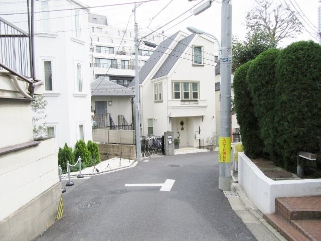 ハイシティ南青山 周辺