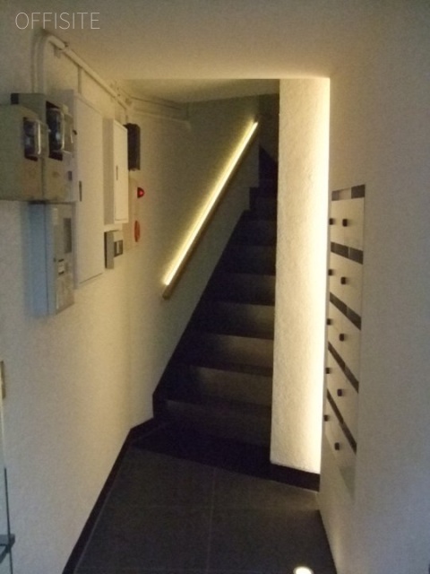 市川ビル 画像