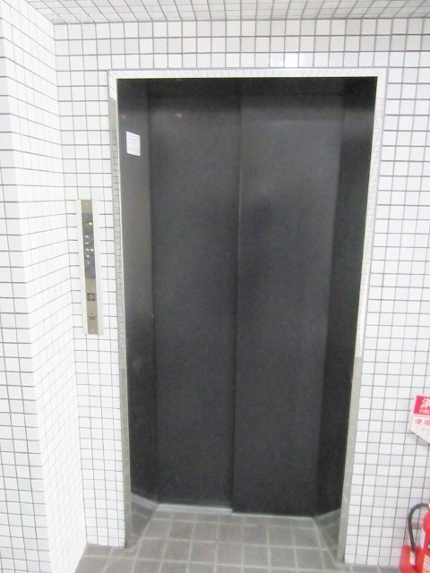 六本木アーバンレックスビル 画像