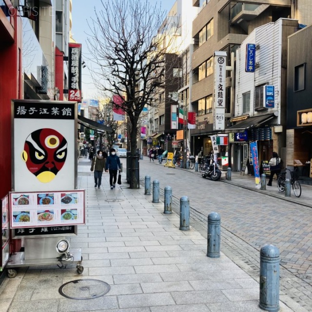 天下一第2ビル ビル前面道路