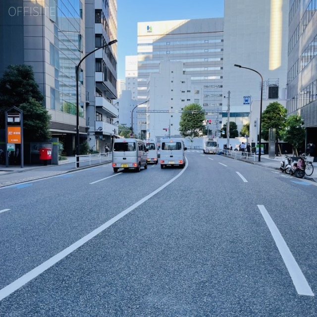 FUSEビルI ビル前面道路