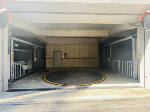 トラスティ麹町ビル　駐車場