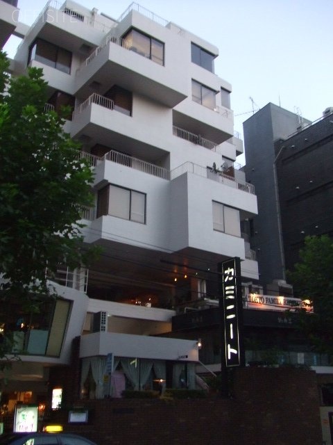 カミニートNO2ビル　外観