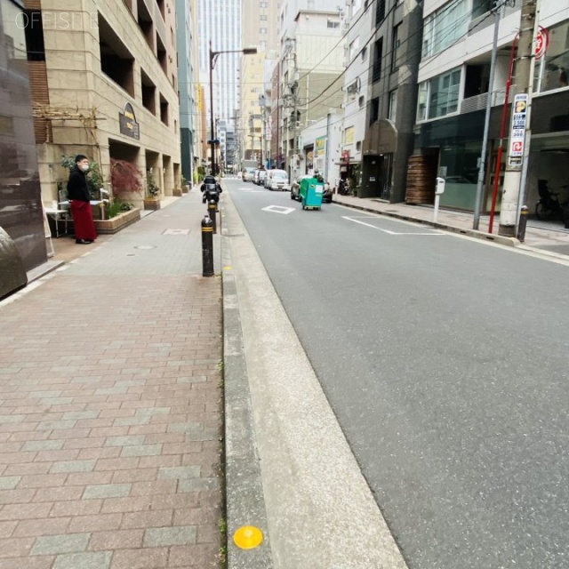 銀座アルカビル ビル前面道路