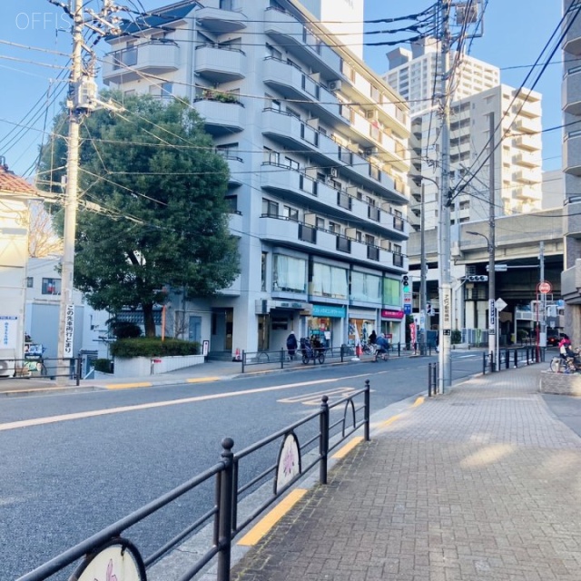 ニューハイツ練馬 前面道路