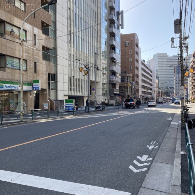 オーワビル 前面道路