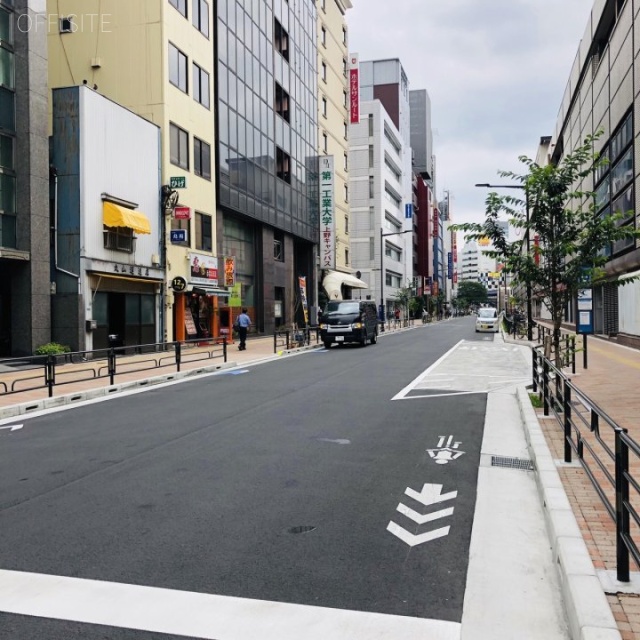 早稲田ビル ビル前面道路