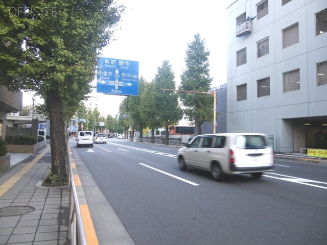 府中南ビル ビル前面道路