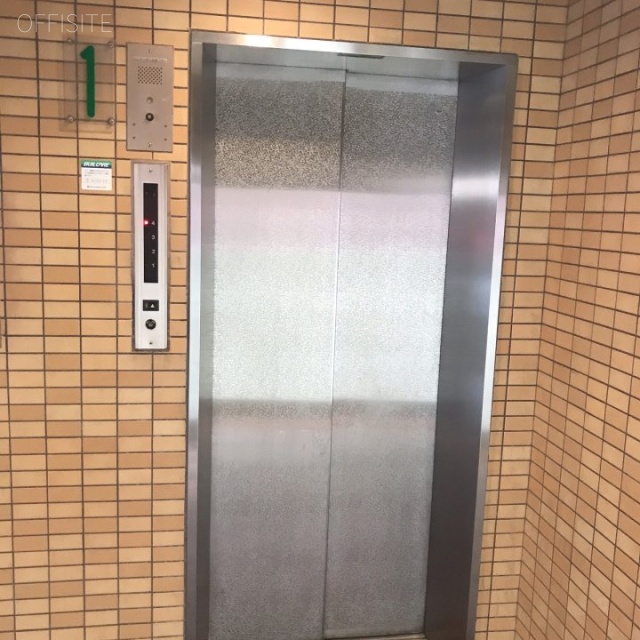 モーリンビル エレベーター