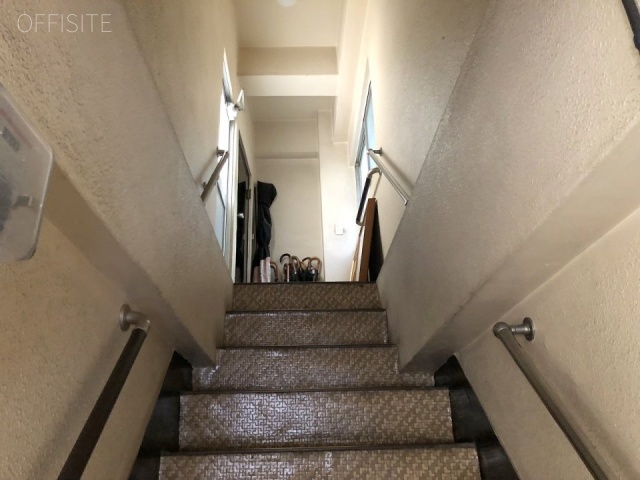 田辺ビル エントランス