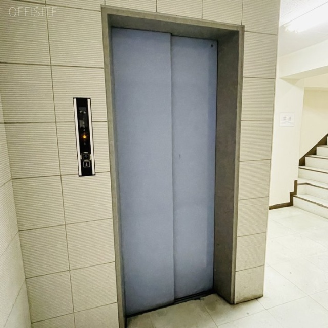 ヨシヰビル エレベーター