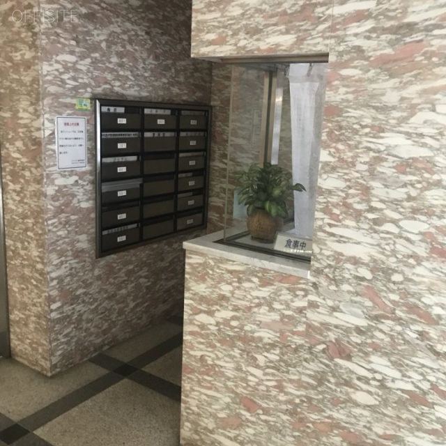 グランアクス麹町 エントランス