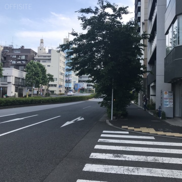 近藤ビル ビル前面道路