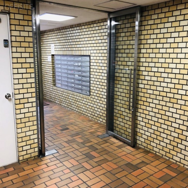 シルキーハイツ九段南2号館 エントランス
