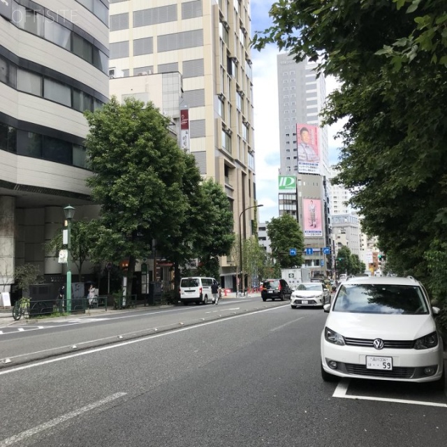 Daiwa青山ビル ビル前面道路