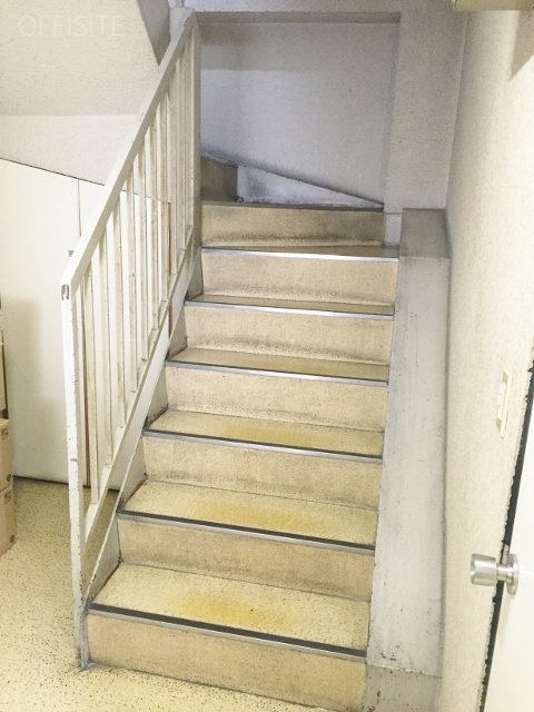 協栄兜町ビル エントランス