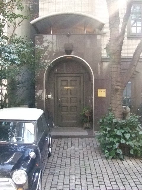 マーチンコートビル 画像