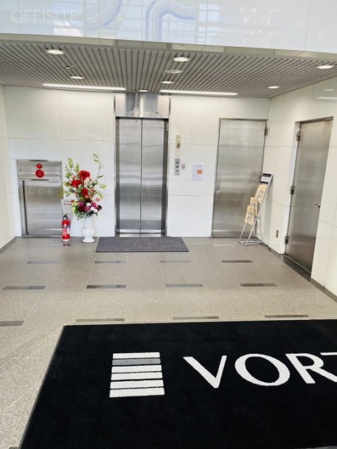 VORT西新宿 エントランス