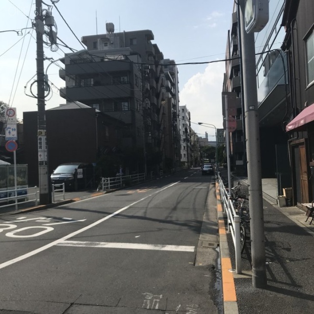 住友不動産勝どきビル ビル前面道路