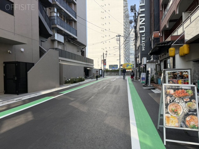 池之端ビル 前面道路